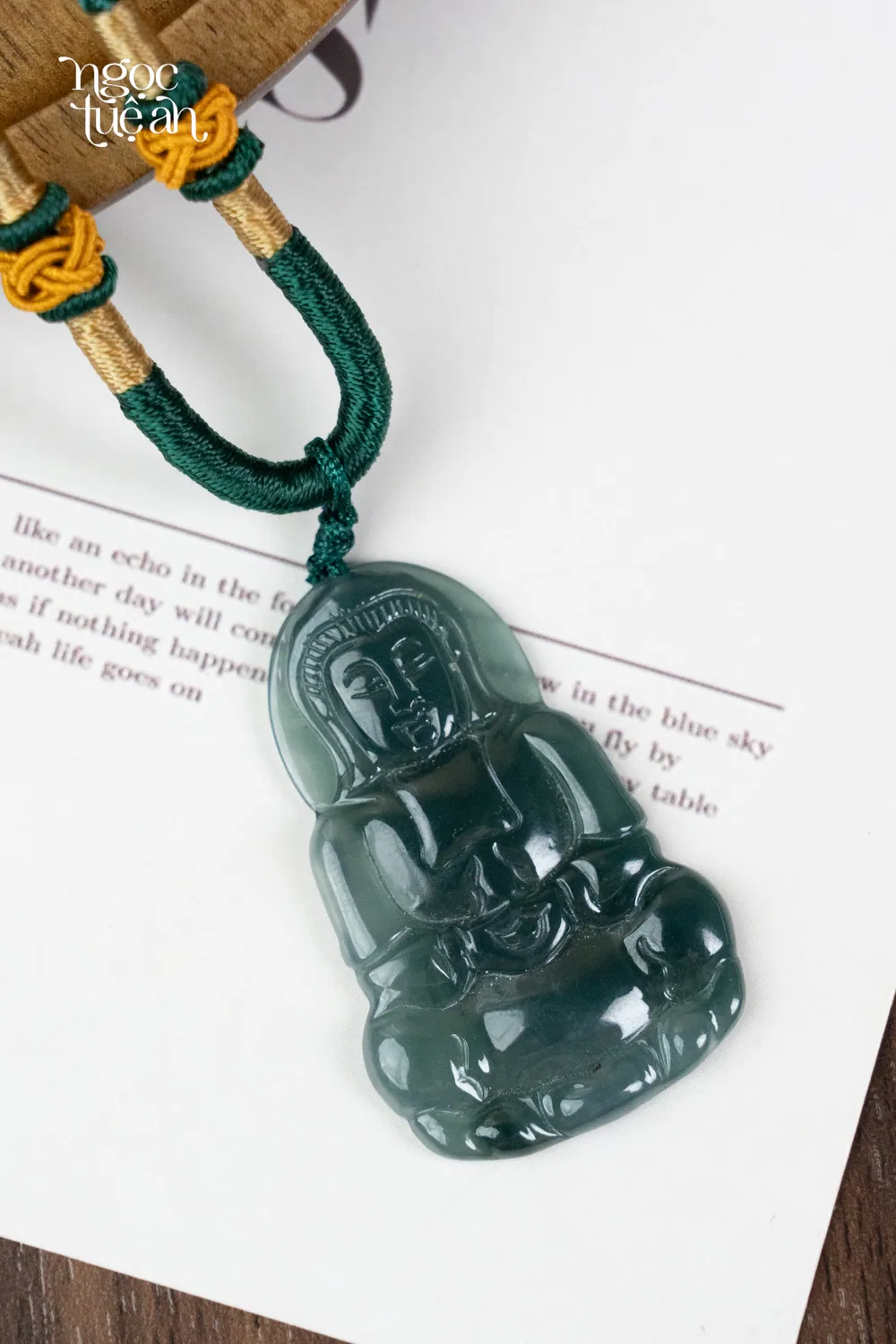 Mặt dây chuyền